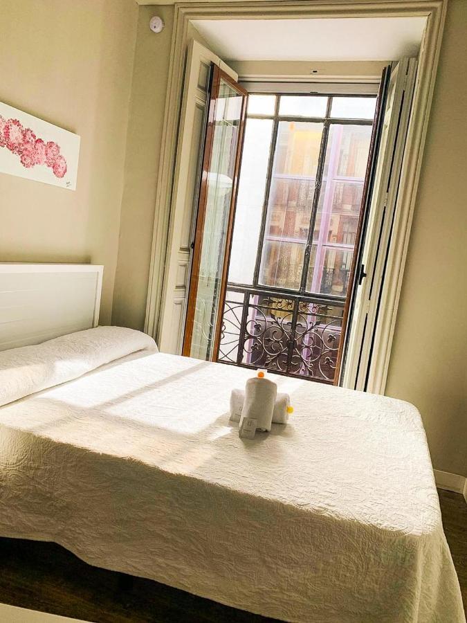 El Hostall Madrid Eksteriør billede