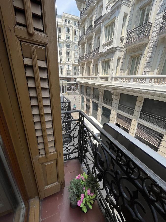 El Hostall Madrid Eksteriør billede
